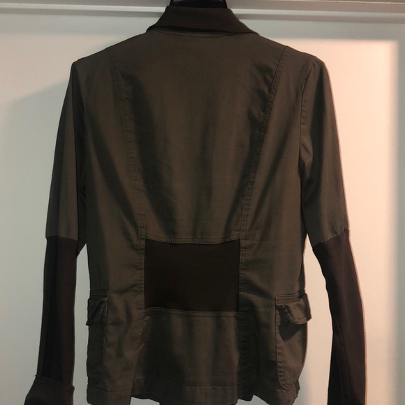 Jacket - Picture 7 of 8